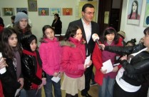 ვაჩუქოთ ერთმანეთს სიყვარული - საქველმოქმედო გამოფენა-გაყიდვა 09.03.2012